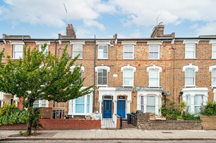 1 Bedroom Flat To Rent In Oxford Road, Finsbury Park, N4