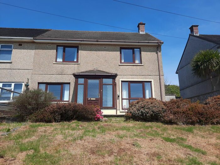 3 Bedroom Semi-Detached House For Sale In Glascoed, Pwll Llanelli, SA15