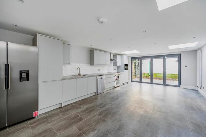 3 Bedroom Terraced House To Rent In Paxton Road, Chiswick, W4