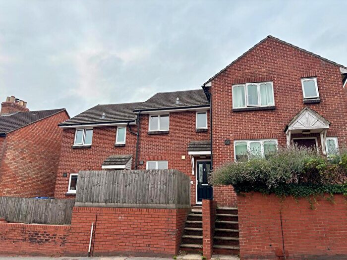 2 Bedroom Terraced House To Rent In Devizes Road, Salisbury, SP2