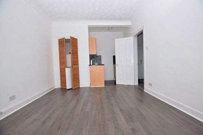 1 Bedroom Flat To Rent In I Prospecthill Street, Greenock, PA15