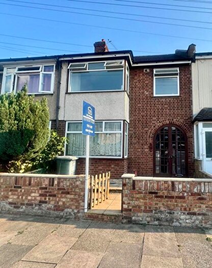 3 Bedroom Terraced House To Rent In Tunmarsh Lane, London, E13