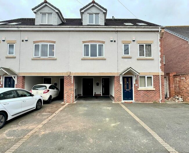 3 Bedroom Terraced House To Rent In Lantern Road, Netherton, Dudley, DY2