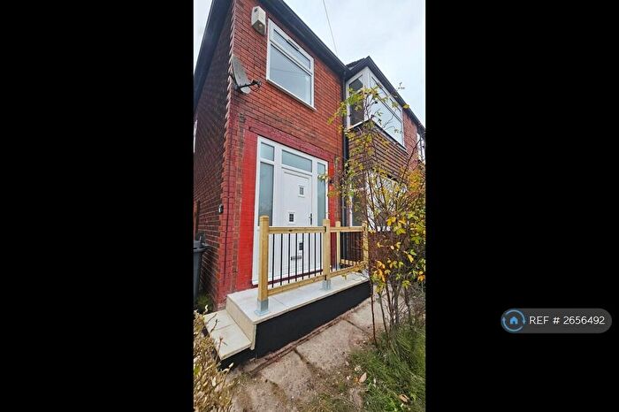 3 Bedroom Semi-Detached House To Rent In Alan Avenue, Failsworth, M35