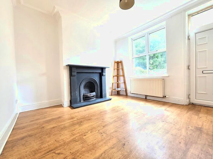 3 Bedroom Terraced House To Rent In Psalter Lane, Sheffield, S11