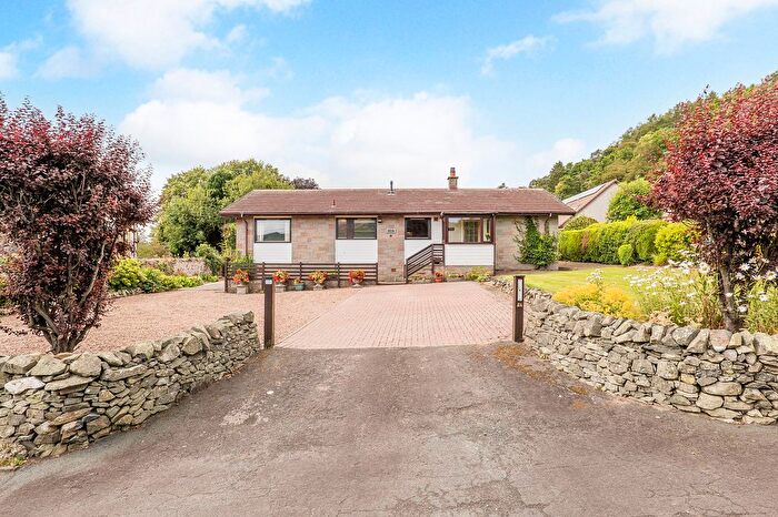 4 Bedroom Detached Bungalow For Sale In Labac, St Ronan's Terrace, Innerleithen, EH44