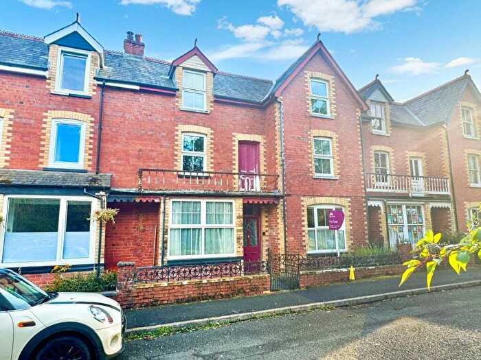 5 Bedroom Terraced House For Sale In Victoria Road, Llanwrtyd Wells, Powys, LD5