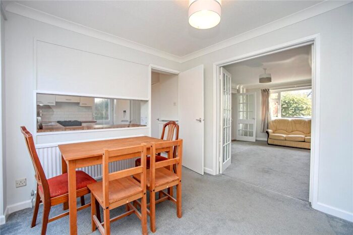 5 Bedroom Link Detached House To Rent In Roberts Road, Prestbury, Cheltenham, Gloucestershire, GL52