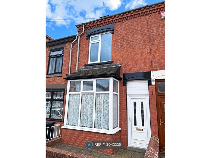 2 Bedroom Terraced House To Rent In Machin St, Stoke-On-Trent, ST6