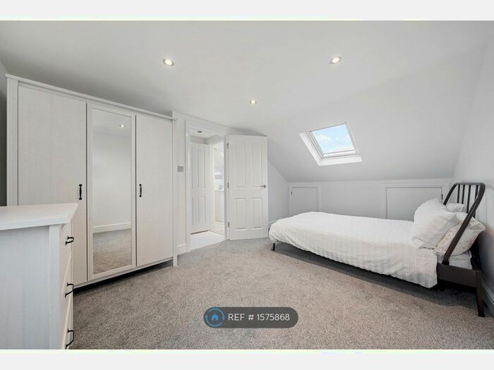 4 Bedroom Terraced House To Rent In Apsley Road, London, SE25