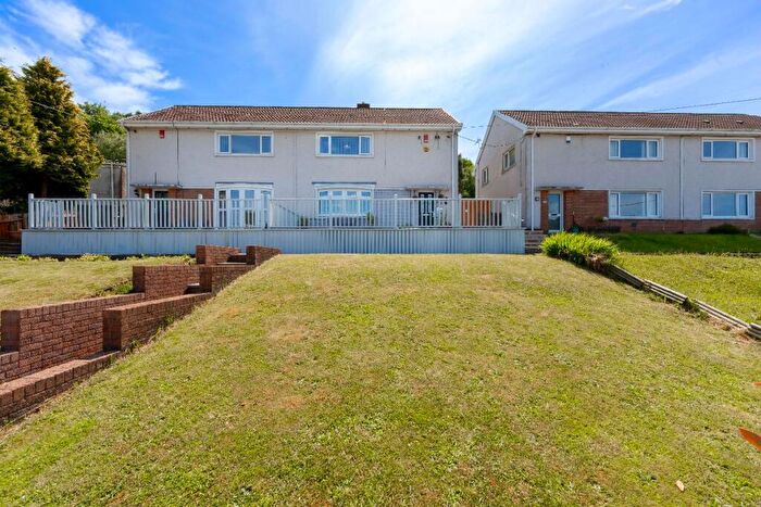 3 Bedroom Semi-Detached House For Sale In Merthyr Road, Pontypridd, CF37