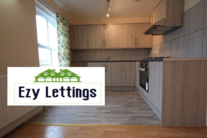 2 Bedroom Flat To Rent In Mitcham Road, Tooting Broadway, SW17