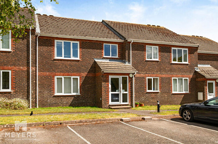 2 Bedroom Apartment For Sale In Fordington, Dorchester, DT1