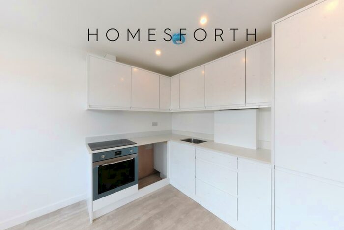 1 Bedroom Maisonette To Rent In Finchley Road, Temple Fortune, NW11