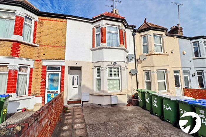 1 Bedroom Flat For Sale In Church Road, Erith, DA8