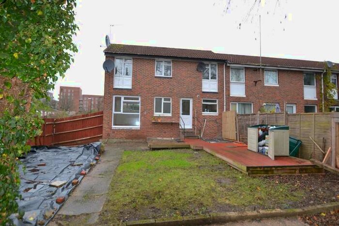 3 Bedroom Property To Rent In Fotherby Court Maidenhead, SL6