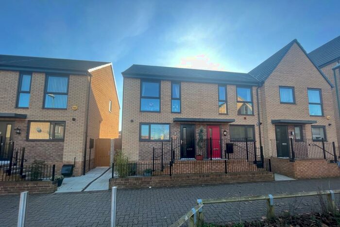 2 Bedroom Semi-Detached House To Rent In Blackstone Walk, The Meadows, Nottingham, NG2