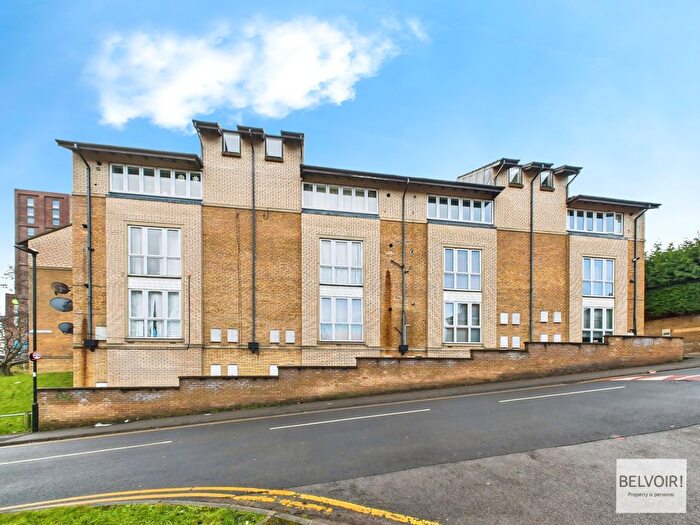 3 Bedroom Flat For Sale In Bramwell Court, Sheffield, S3