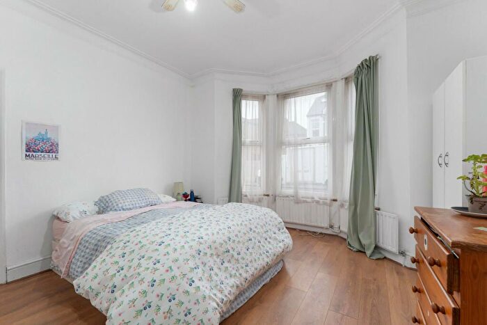 3 Bedroom Terraced House To Rent In Dewey Street, London, SW17