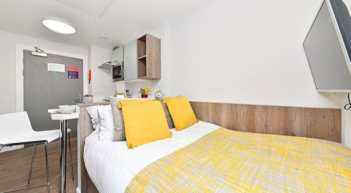 Studio To Rent In Gorgie Road, Gorgie, Edinburgh, EH11