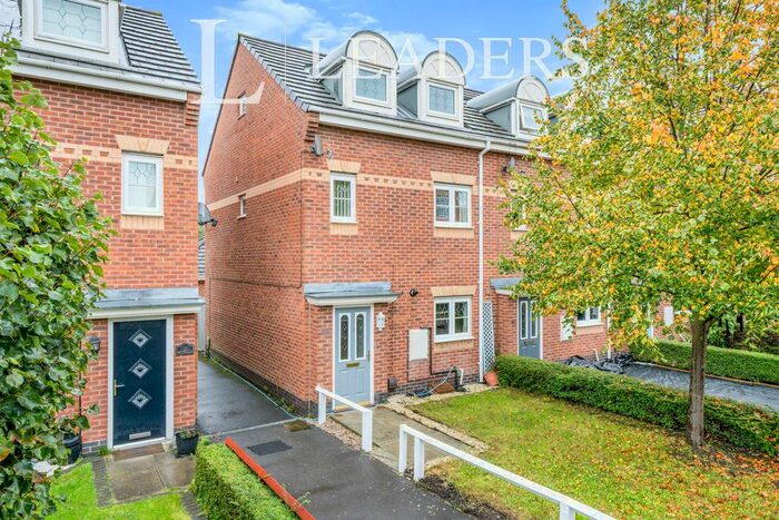 3 Bedroom Town House To Rent In Savannah Place, Great Sankey, Warrington, WA5