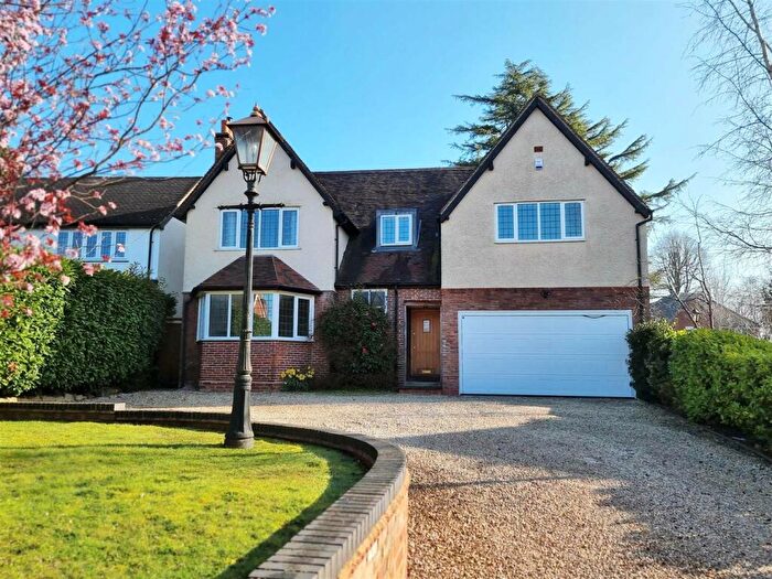 5 Bedroom Detached House To Rent In Hill Village Road, Sutton Coldfield, West Midlands, B75