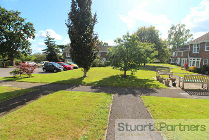 2 Bedroom Ground Maisonette To Rent In Green Meadows, The Welkin, Lindfield, RH16
