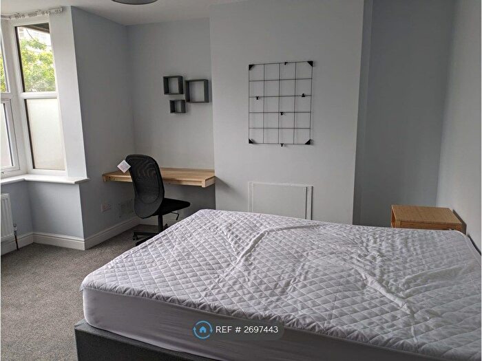 6 Bedroom Terraced House To Rent In Parkstone Avenue, Bristol, BS7