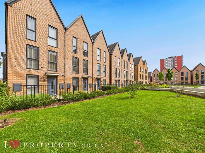 4 Bedroom Property To Rent In Birmingham, Birmingham, B5