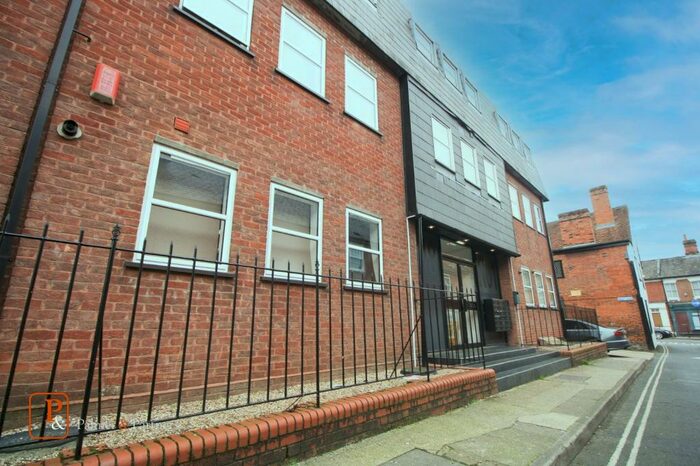 2 Bedroom Apartment To Rent In Northgate Street, Colchester, Essex, CO1