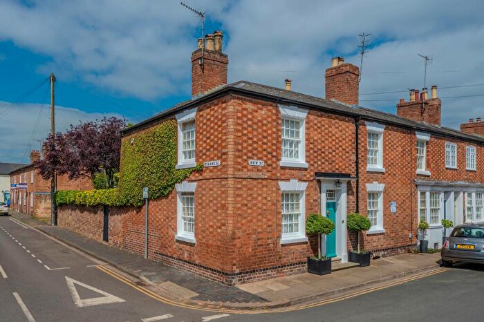 4 Bedroom End Of Terrace House For Sale In New Street, Stratford-Upon-Avon, CV37