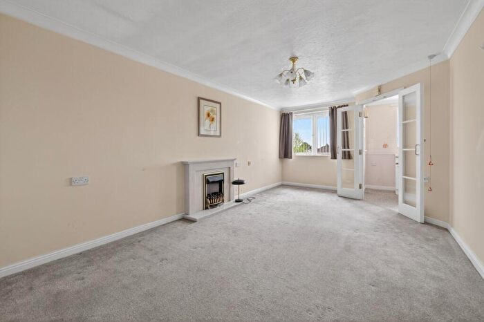 1 Bedroom Flat For Sale In Glendower Court, Velindre Road, Cardiff, CF14