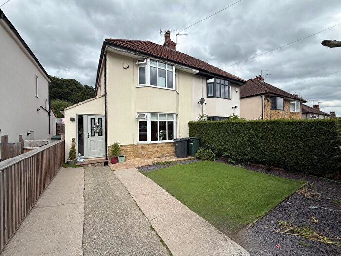 3 Bedroom Semi Detached House For Sale In Netherhall Road, Baildon, Shipley, BD17