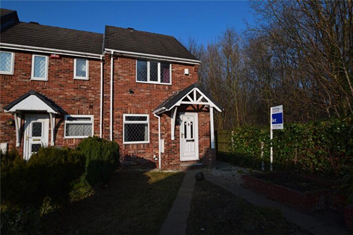 2 Bedroom Terraced House To Rent In Bryony Court, Leeds, LS10