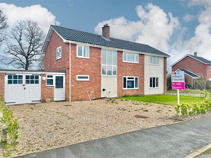 6 Bedroom Link Detached House For Sale In Keith Road, Swanton Morley, Dereham, NR20