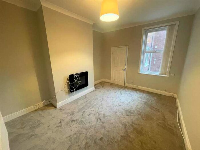 2 Bedroom Apartment To Rent In Canterbury Street, South Shields, NE33