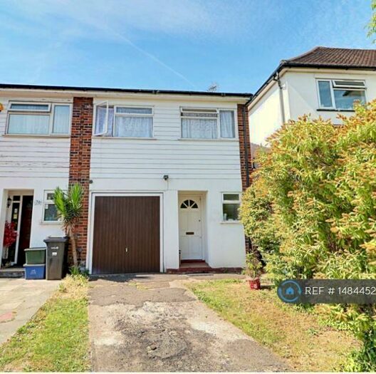 3 Bedroom End Of Terrace House To Rent In Wigram Road, London, E11