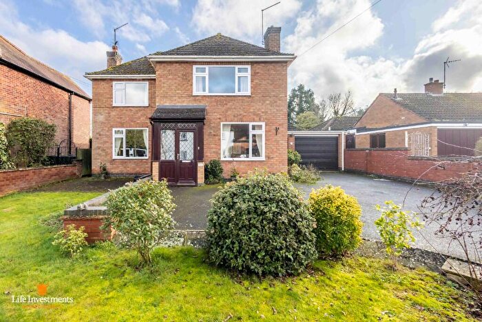 3 Bedroom Detached House For Sale In Church Road, CV23