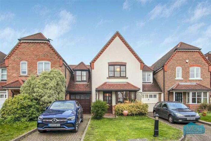 4 Bedroom Terraced House To Rent In Greenfield Drive, East Finchley, N2
