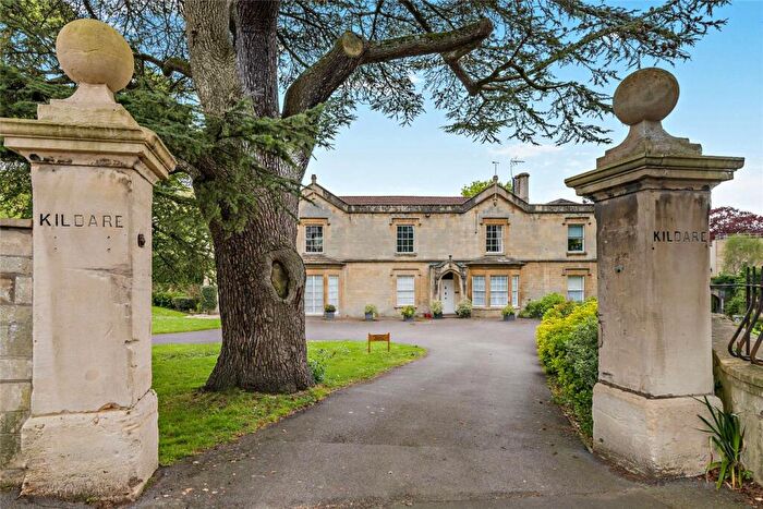 2 Bedroom Apartment For Sale In Sydney Road, Bath, Somerset, BA2