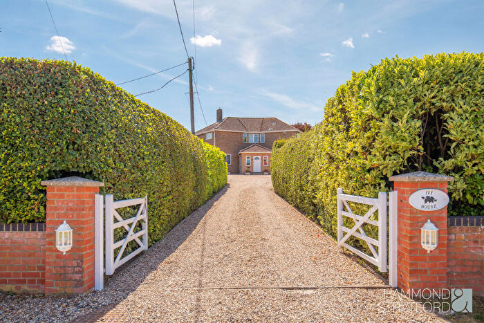5 Bedroom Detached House For Sale In The Common, Swardeston, NR14