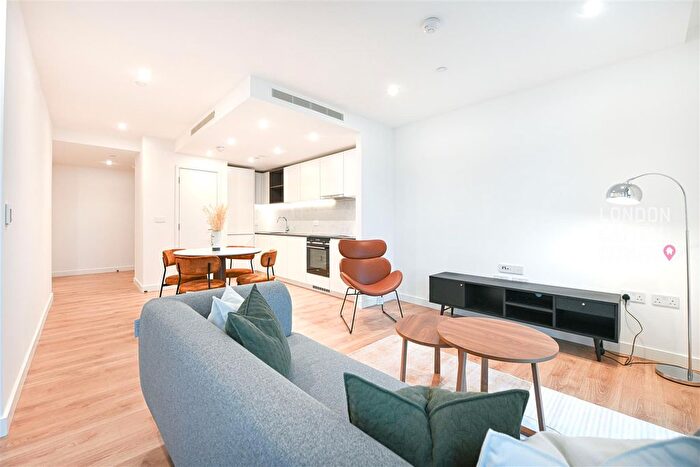 1 Bedroom Flat To Rent In One Thames Quay, Marsh Wall London, E14