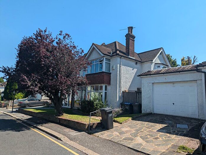 4 Bedroom Semi-Detached House To Rent In Reddown Road, Coulsdon, CR5