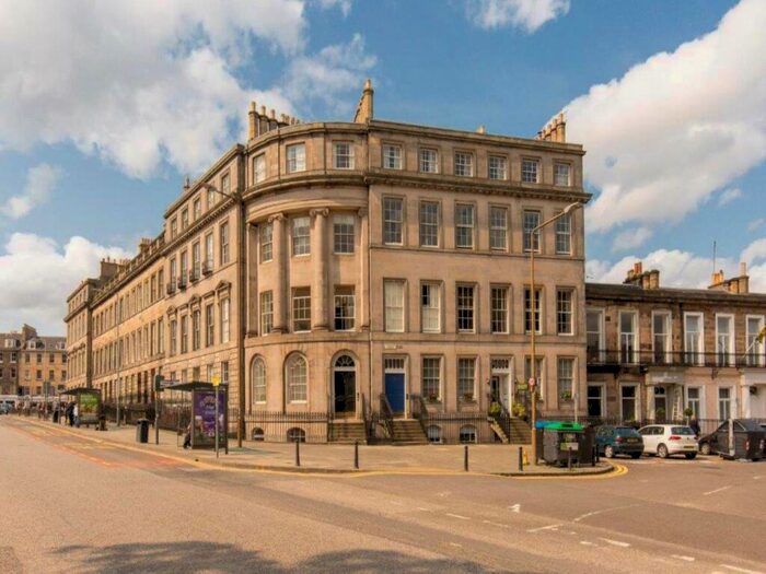 2 Bedroom Flat To Rent In Leopold Place, New Town, Edinburgh, EH7