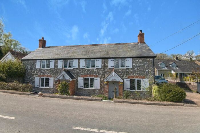 2 Bedroom Character Property For Sale In Marsh, Honiton, EX14