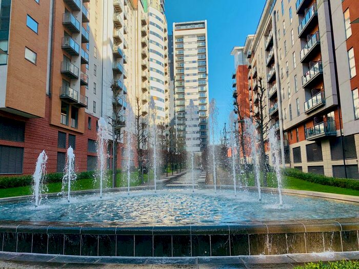 2 Bedroom Apartment To Rent In Britton House, Greenquarter, M4