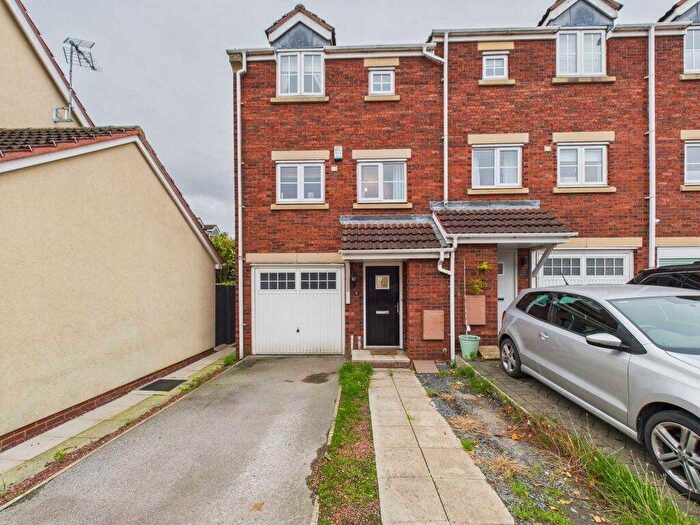 3 Bedroom Town House To Rent In Barley Walk, South Milford, LS25