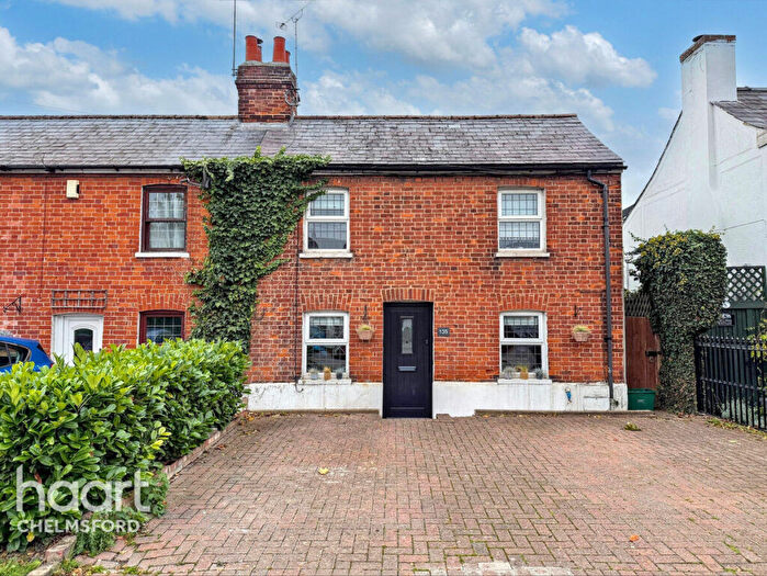 3 Bedroom Semi-Detached House For Sale In Main Road, Chelmsford, CM1