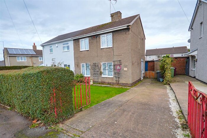 3 Bedroom Semi-Detached House For Sale In Reynard Crescent, Renishaw, Sheffield, S21