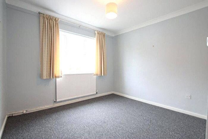 2 Bedroom Bungalow To Rent In Watergate Way, Woolton, Liverpool, Merseyside, L25